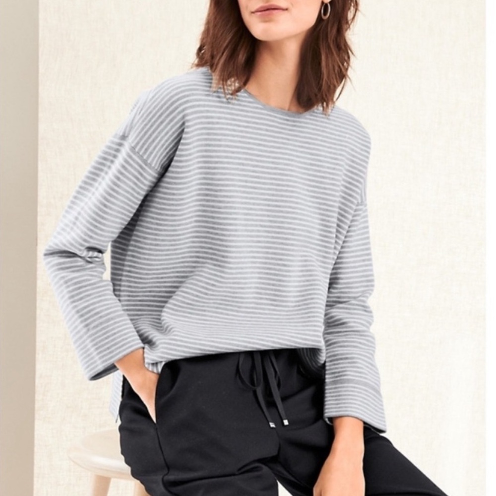 Eileen Fisher - Minimalist Light Gray Striped Round Neck Sweater - Size Small